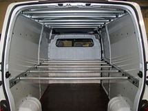 02_barre allestite in doppio livello su furgone in Lombardia